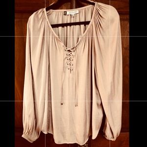 Jennifer Lopez Beige Lace Up Peasant Blouse.
